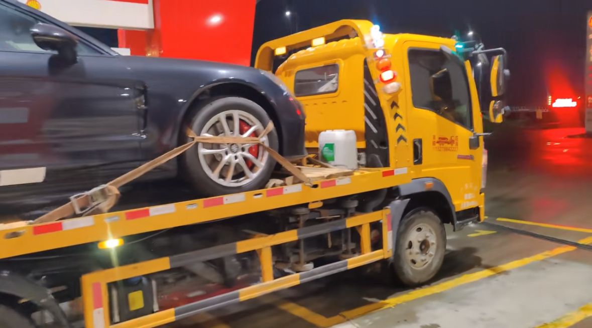 日照行车途中遇到突发状况该如何呼叫道路救援？